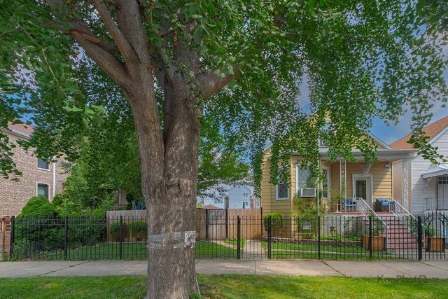 3122 W 39th Place, Chicago, IL 60632