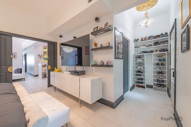 3122 W 39th Place, Chicago, IL 60632