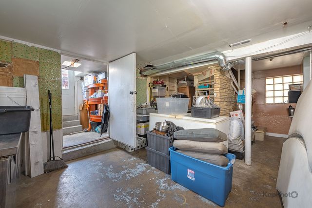3122 W 39th Place, Chicago, IL 60632