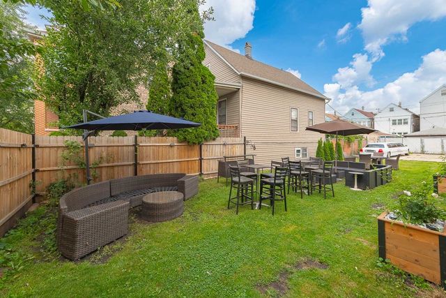 3122 W 39th Place, Chicago, IL 60632