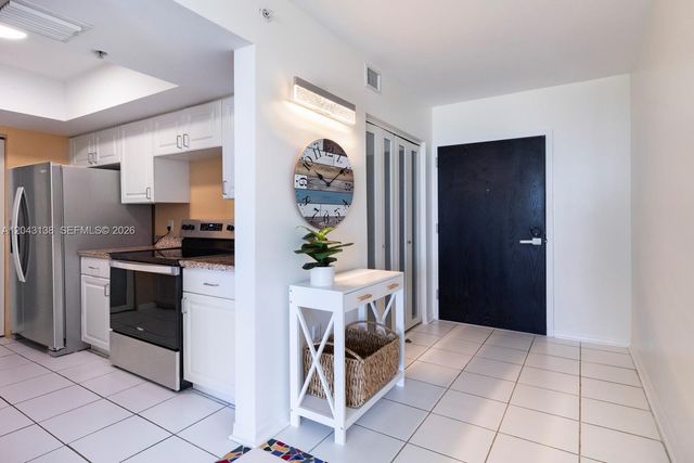 90 Alton Rd 1005, Miami Beach, FL 33139