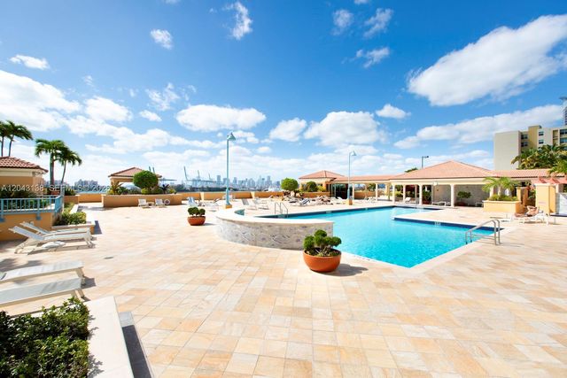 90 Alton Rd 1005, Miami Beach, FL 33139