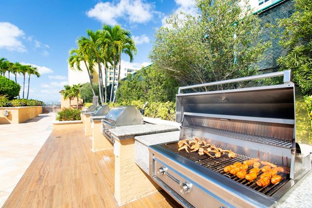 90 Alton Rd 1005, Miami Beach, FL 33139