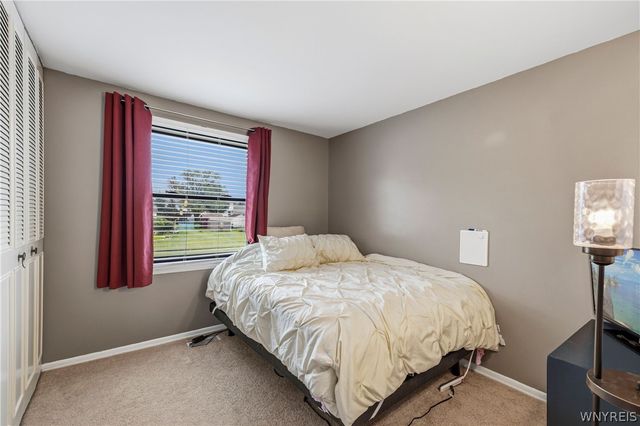 100 West Bihrwood Drive, West Seneca, NY 14224
