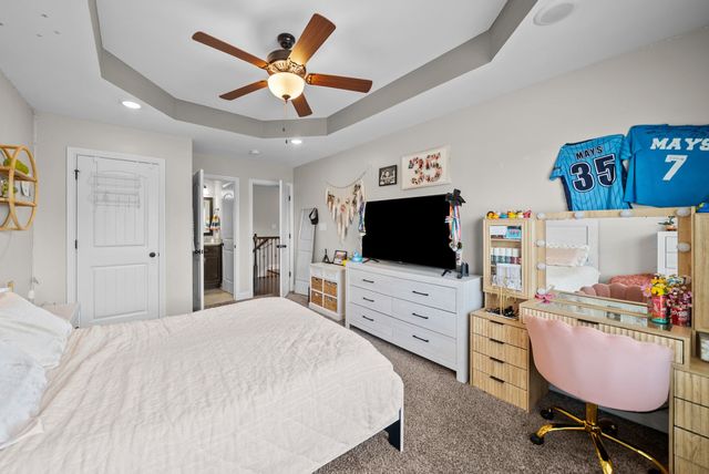 295 Castleton Ct, Clarksville, TN 37043
