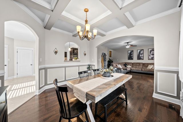 295 Castleton Ct, Clarksville, TN 37043
