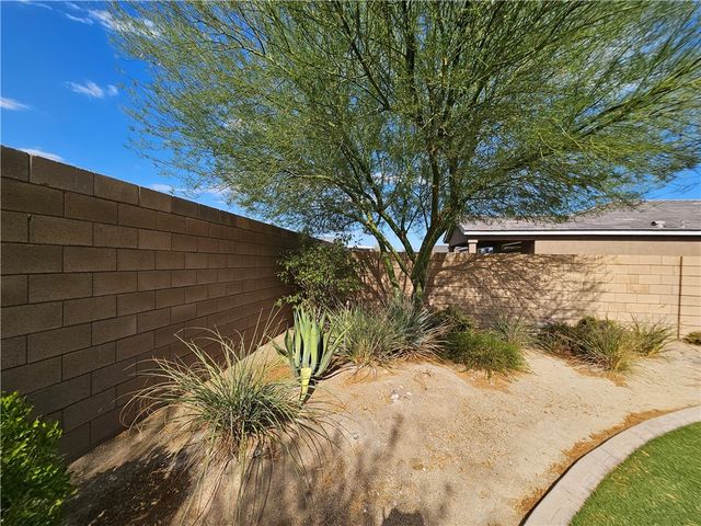 473 McAlister Drive, Bullhead City, AZ 86442