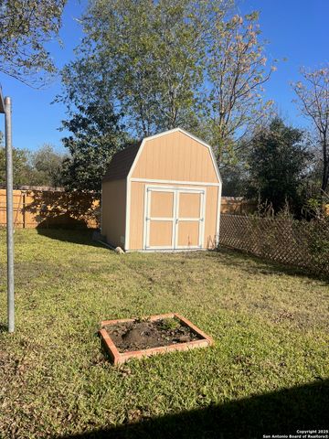 3111 Hicks, San Antonio, TX 78210