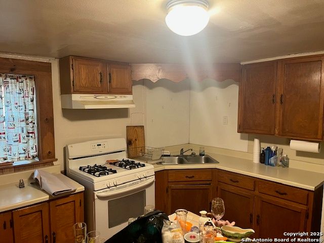 3111 Hicks, San Antonio, TX 78210