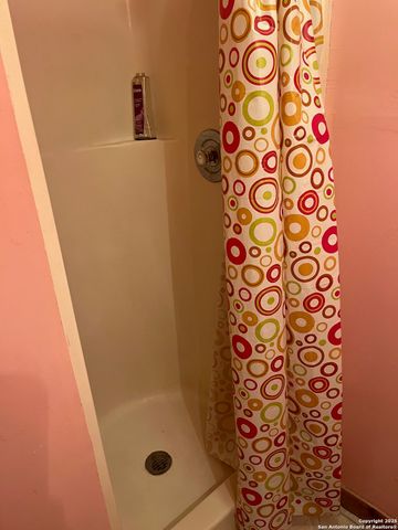 3111 Hicks, San Antonio, TX 78210