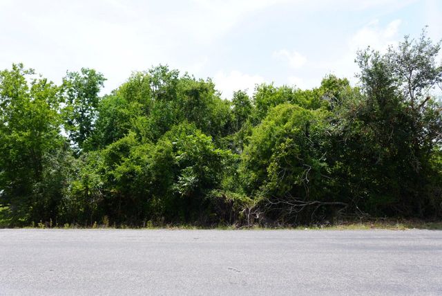 5128 Pearson Road, Santa Fe, TX 77517