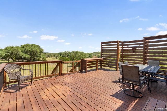 146 Golden Eagle, Canyon Lake, TX 78133