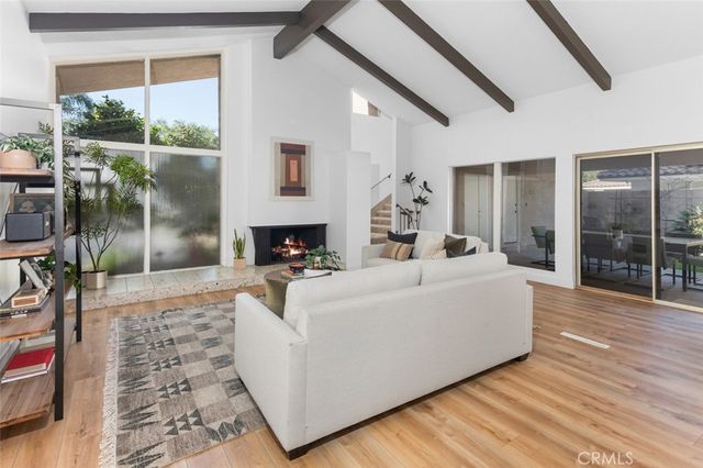 5360 E El Jardin Street, Long Beach, CA 90815