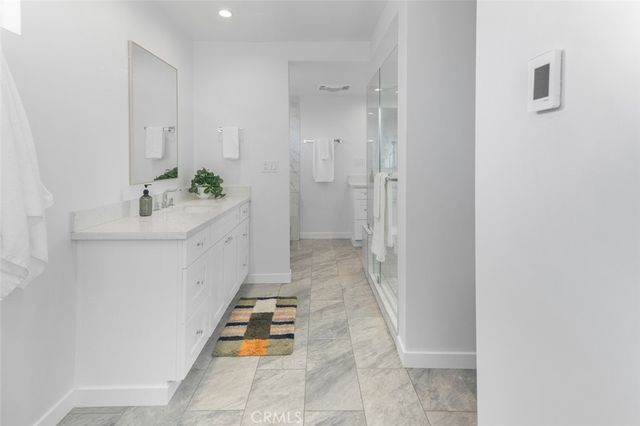 5360 E El Jardin Street, Long Beach, CA 90815