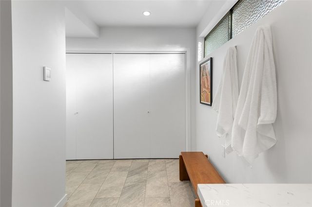 5360 E El Jardin Street, Long Beach, CA 90815