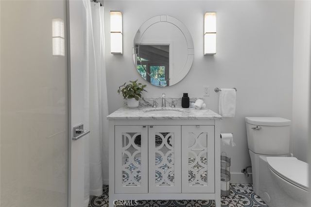 5360 E El Jardin Street, Long Beach, CA 90815