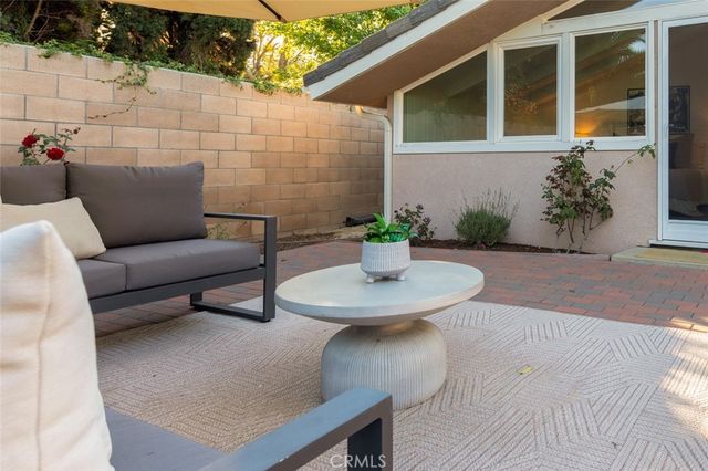 5360 E El Jardin Street, Long Beach, CA 90815