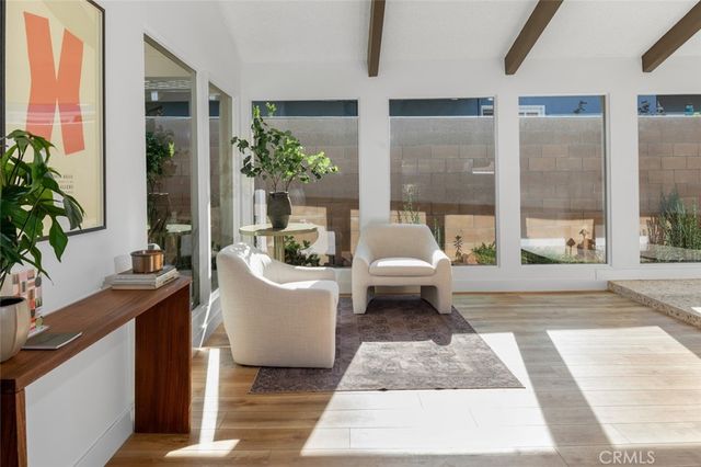 5360 E El Jardin Street, Long Beach, CA 90815