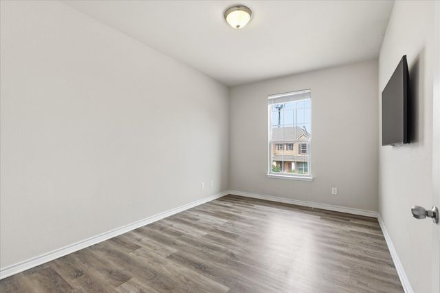 207 Moonlight Drive, Euless, TX 76039
