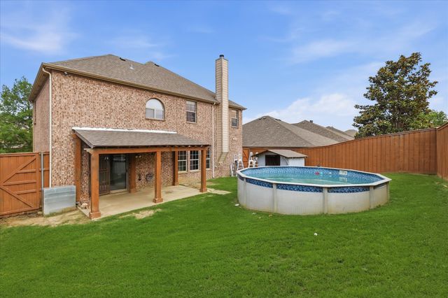 207 Moonlight Drive, Euless, TX 76039
