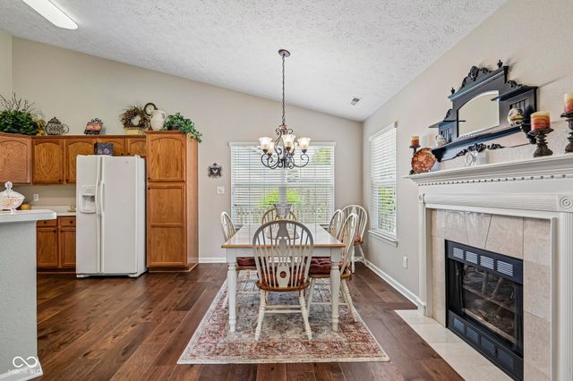 6912 Trophy Lane, Noblesville, IN 46062