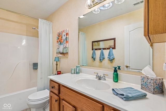 6912 Trophy Lane, Noblesville, IN 46062
