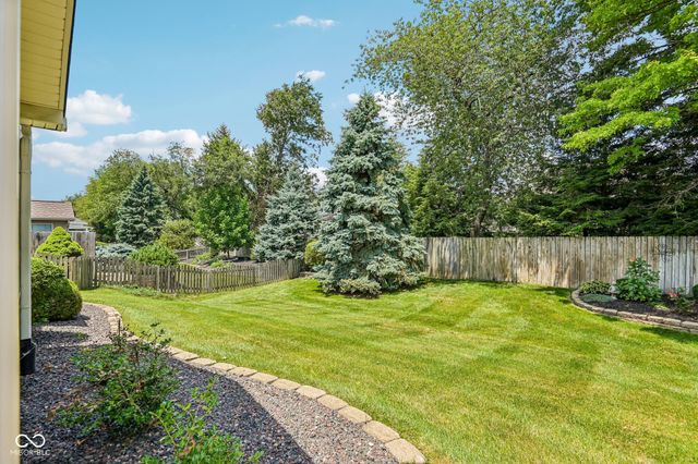 6912 Trophy Lane, Noblesville, IN 46062