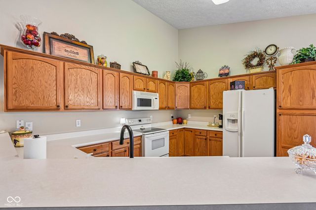 6912 Trophy Lane, Noblesville, IN 46062