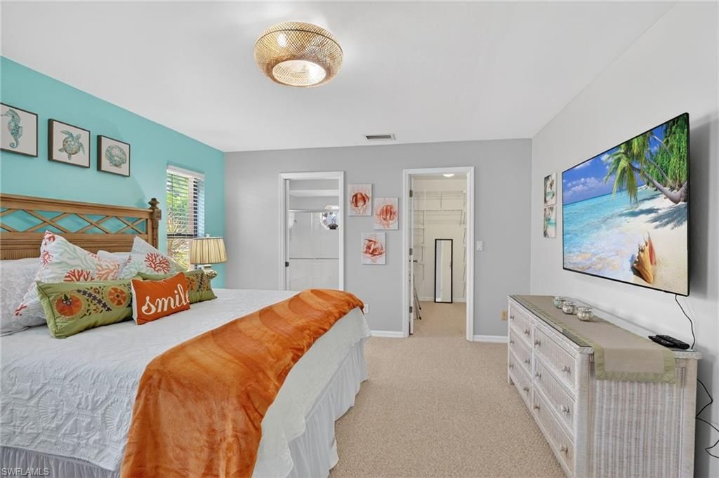 Image 16 of property listing at 2123 SW 49th TER, Cape Coral, FL 33914