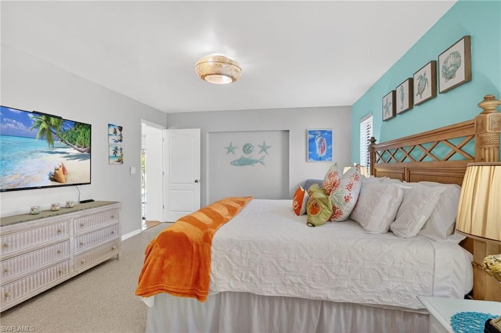 Image 17 of property listing at 2123 SW 49th TER, Cape Coral, FL 33914