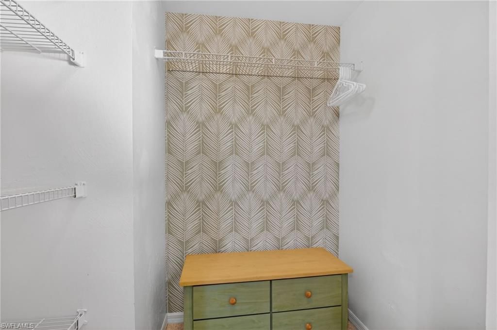 Image 23 of property listing at 2123 SW 49th TER, Cape Coral, FL 33914