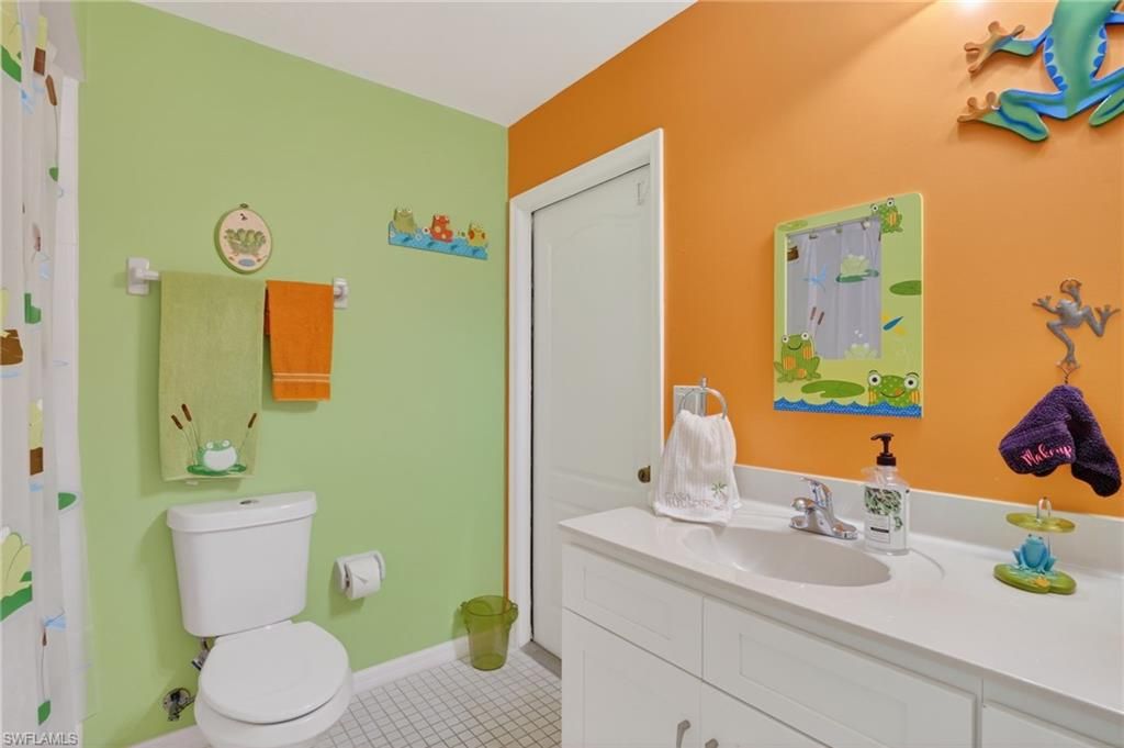 Image 27 of property listing at 2123 SW 49th TER, Cape Coral, FL 33914