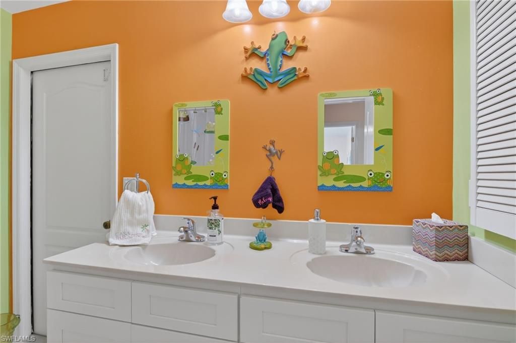 Image 28 of property listing at 2123 SW 49th TER, Cape Coral, FL 33914