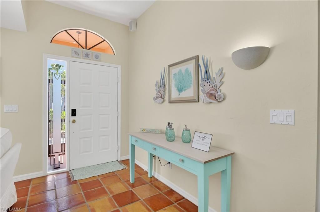 Image 3 of property listing at 2123 SW 49th TER, Cape Coral, FL 33914