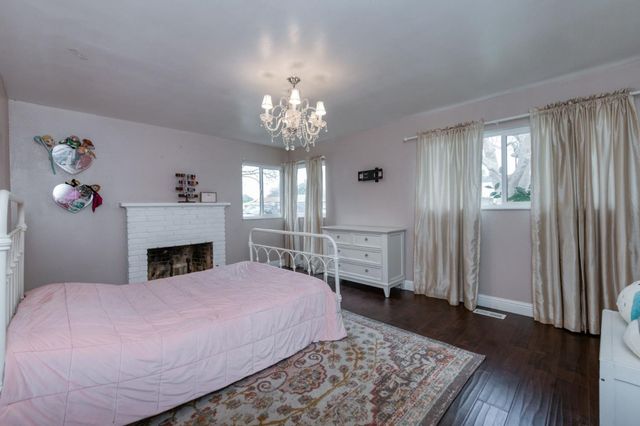 1175 N Frankwood Avenue, Reedley, CA 93654