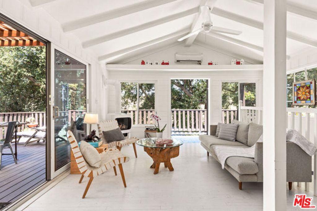 1553 Penny Road, Topanga (los Angeles), CA 90290