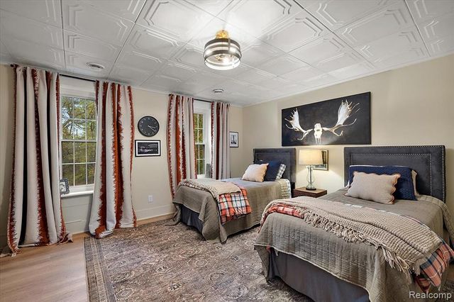 5640 Hummer Lake Road, Oxford, MI 48371