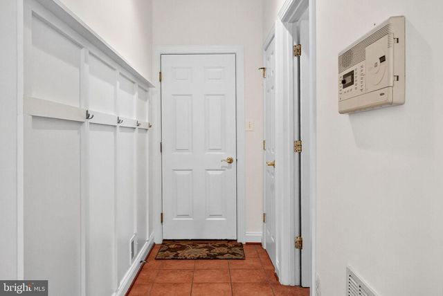 44021 RIVERPOINT DR, Leesburg, VA 20176