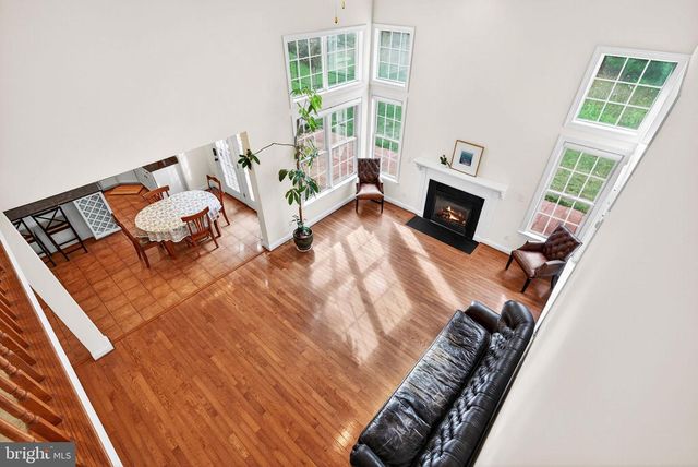 44021 RIVERPOINT DR, Leesburg, VA 20176