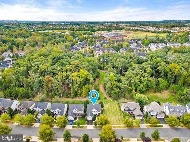 44021 RIVERPOINT DR, Leesburg, VA 20176