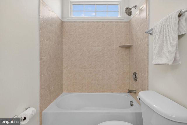 44021 RIVERPOINT DR, Leesburg, VA 20176