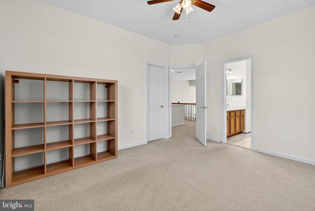 44021 RIVERPOINT DR, Leesburg, VA 20176