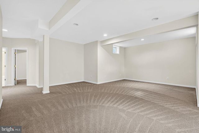 44021 RIVERPOINT DR, Leesburg, VA 20176