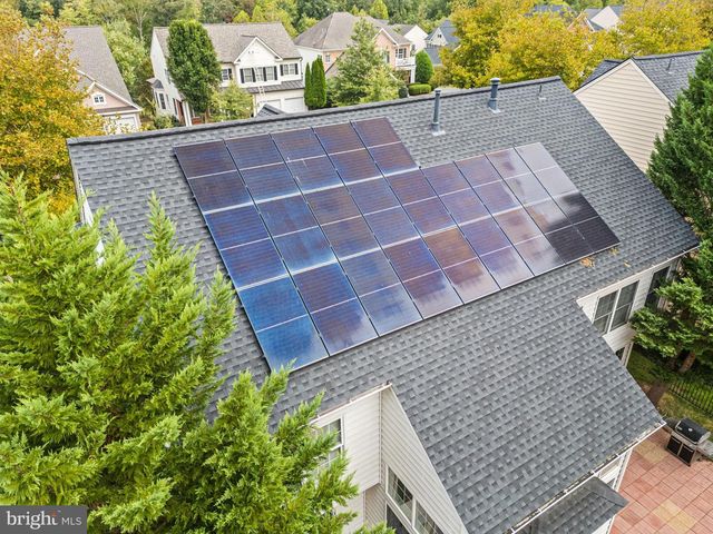 44021 RIVERPOINT DR, Leesburg, VA 20176