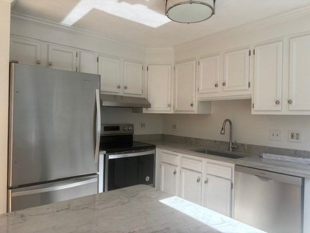 25 Merrimac 25, Woburn, MA 01801