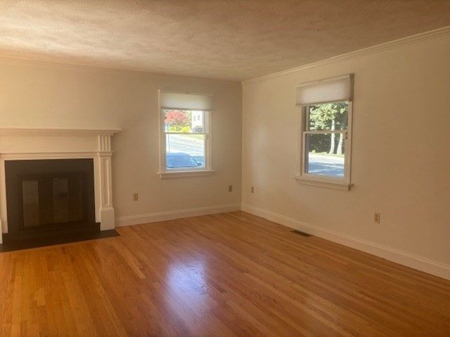 25 Merrimac 25, Woburn, MA 01801