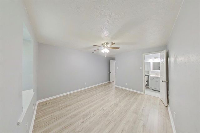 4002 Prudence Drive, Houston, TX 77045