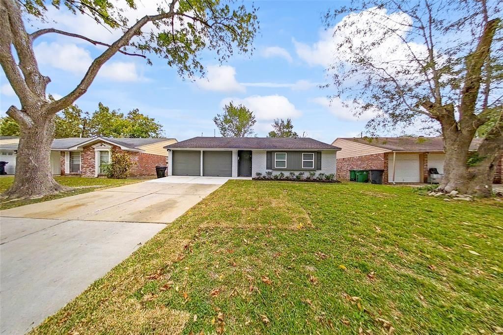 4002 Prudence Drive, Houston, TX 77045