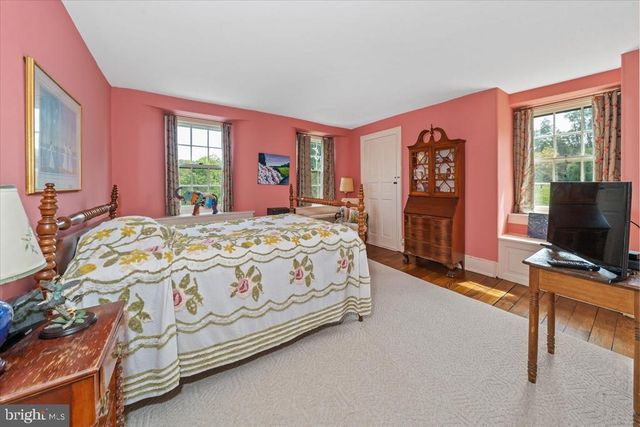 818 BURROWS RUN RD, Chadds Ford, PA 19317