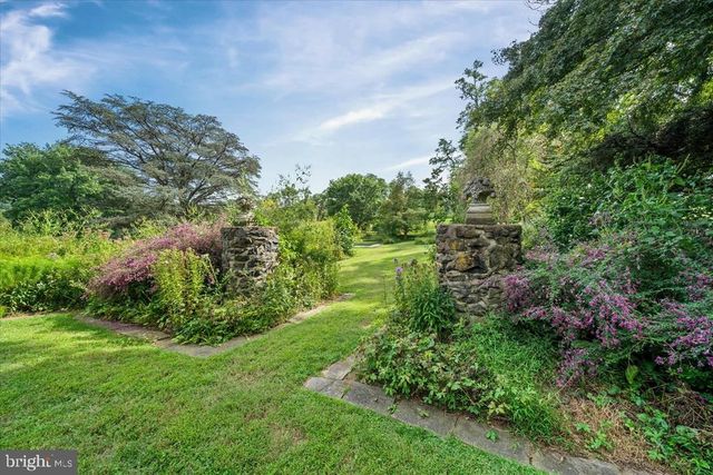 818 BURROWS RUN RD, Chadds Ford, PA 19317